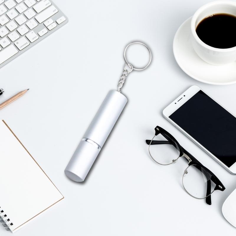10ml Metall-Sprühparfüm-Probenflasche Schlüsselanhänger Auto-Innenraum Geschenk Mini Tragbarer Sprühparfüm-Spenderflaschen-Schlüsselanhänger