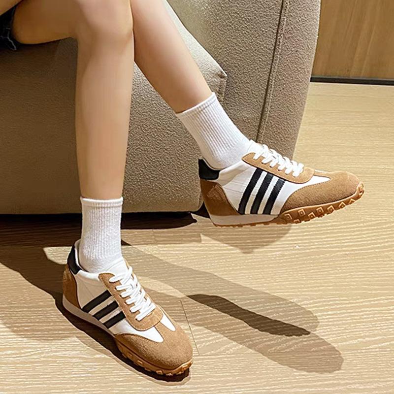Frühling neue Sportschuhe Leder Retro Deutsche Trainingsschuhe Damen Farbpassend Flachboden Vielseitig Forrest Gump Freizeitschuhe