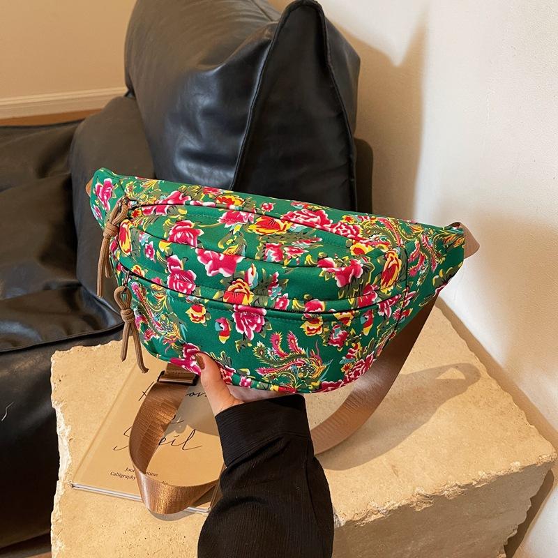 

Сумка большой вместимости женская новая высококачественная текстура нишевая осенне-зимняя тканевая сумка сумка-мессенджер универсальная нагрудная сумка зелёный