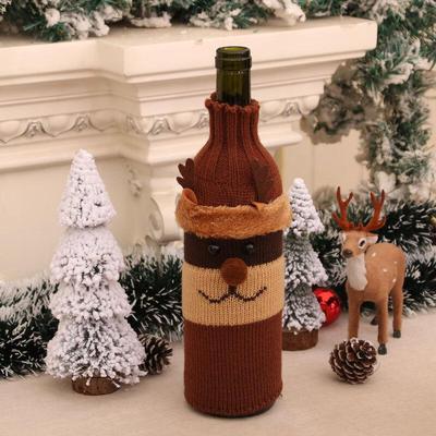Gestrickte Weihnachts-Weinflaschenhülle