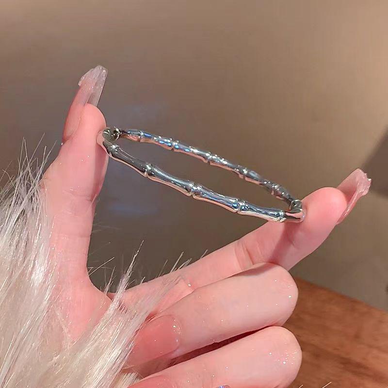 Women's High-End Starry Sky Silver Titanium Steel Bracelet - Versatile, Fade-Resistant, Full Diamond Stainless Steel Plain Band.