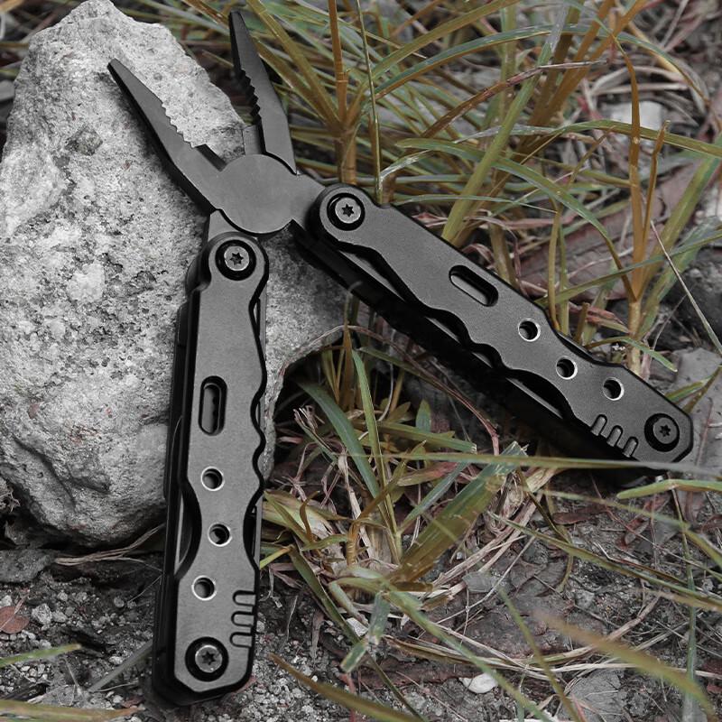 Multi-tool Pliers