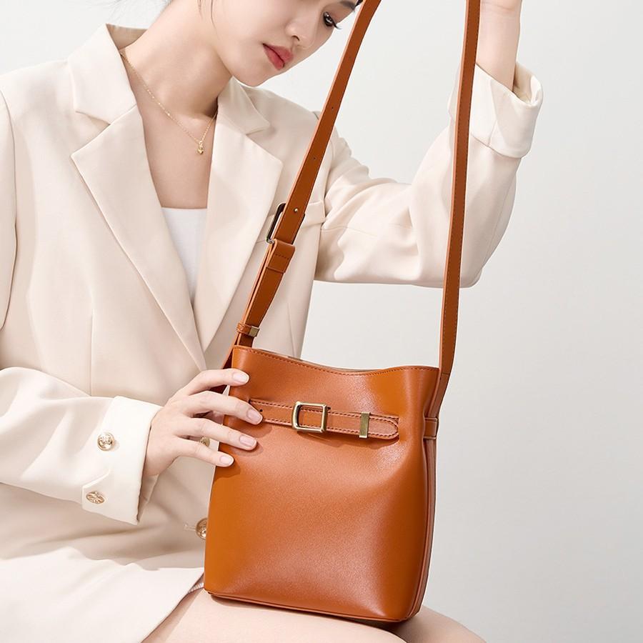 Vintage Textured Cowhide Women's Bag, Top-layer Cowhide Shoulder and Crossbody Bag, Fashionable Bucket Bag, New Handbag for Women