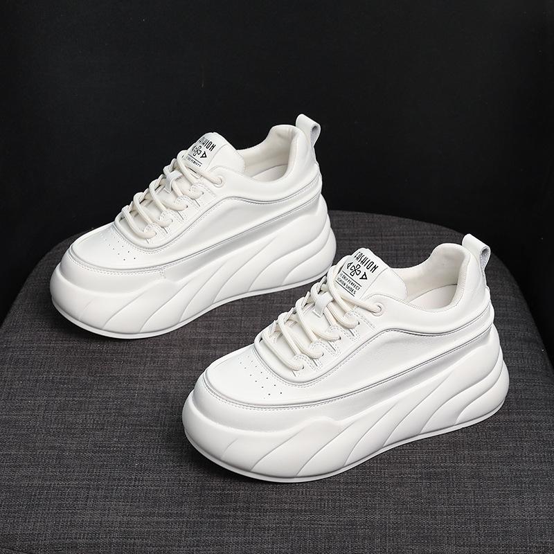 

Platform white shoes women s 2025 autumn and winter new Korean versatile casual sports shoes leather inner height increase muffin shoes women 34 белый