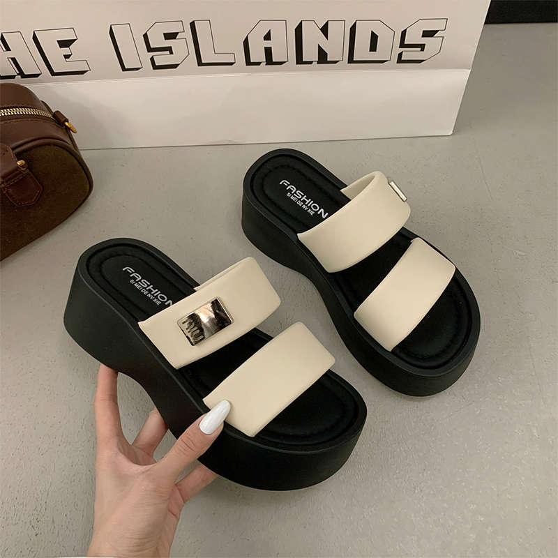 

Французские шлепанцы на высокой платформе женские летние для улицы модные и с высоким чувством 2025 супер горячие новые модели с юбкой на танкетке 40 бежевый