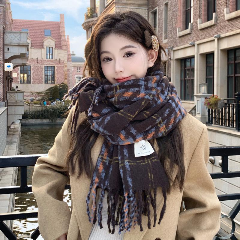 New Korean Version of Classic Plaid Scarf Women's Autumn and Winter Fashion Cloth Label Plaid Versatile Warm Student Scarf