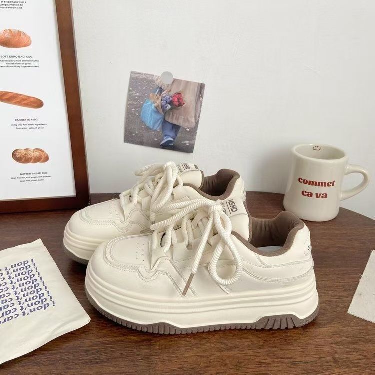 

Thick-soled popular student little white shoes 2025 spring and autumn new small man height increase flat-soled casual non-slip board shoes women 35