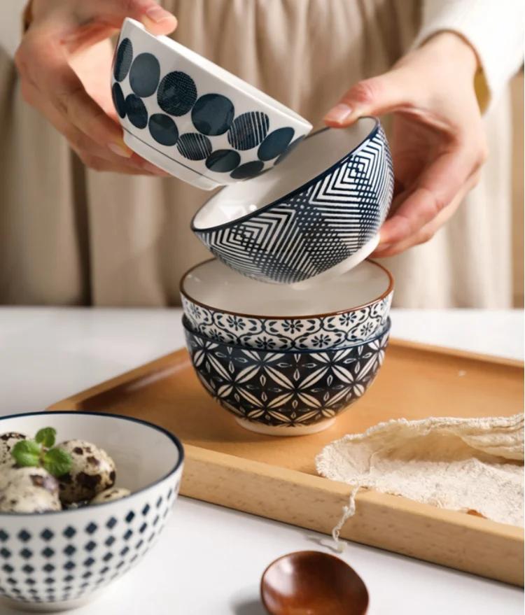 4.5 inch Japanese ceramic bowl, kitchen utensils, soup bowl, printed pattern gift box, 5 pieces ceramic bowl bowl set ramen bowl