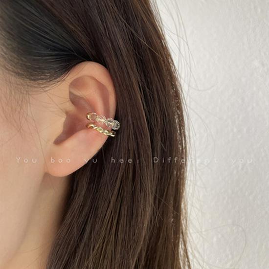 Double Layer Pearl Ear Cuff – No Piercing Needed (2021 Trending Fashion)
