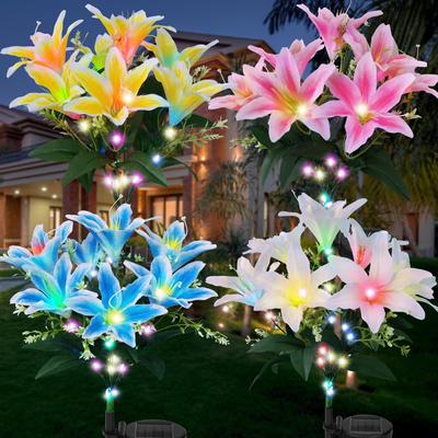 Luzes de Jardim Solares Decorativas para Exterior, Luzes de Flores Solares com 7 Flores de Lírio Maiores LED de 4 Cores Alimentadas por Energia Solar à Prova d'Água