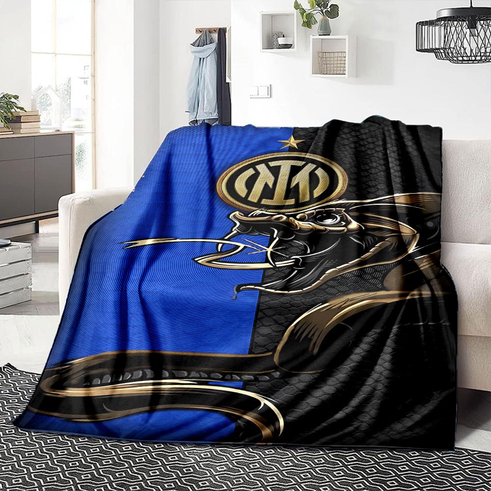 Inter Milan Emblem Blankets Flannel Printed Breathable Warm Throw Blanket for Home Office Bedspreads 0708a91