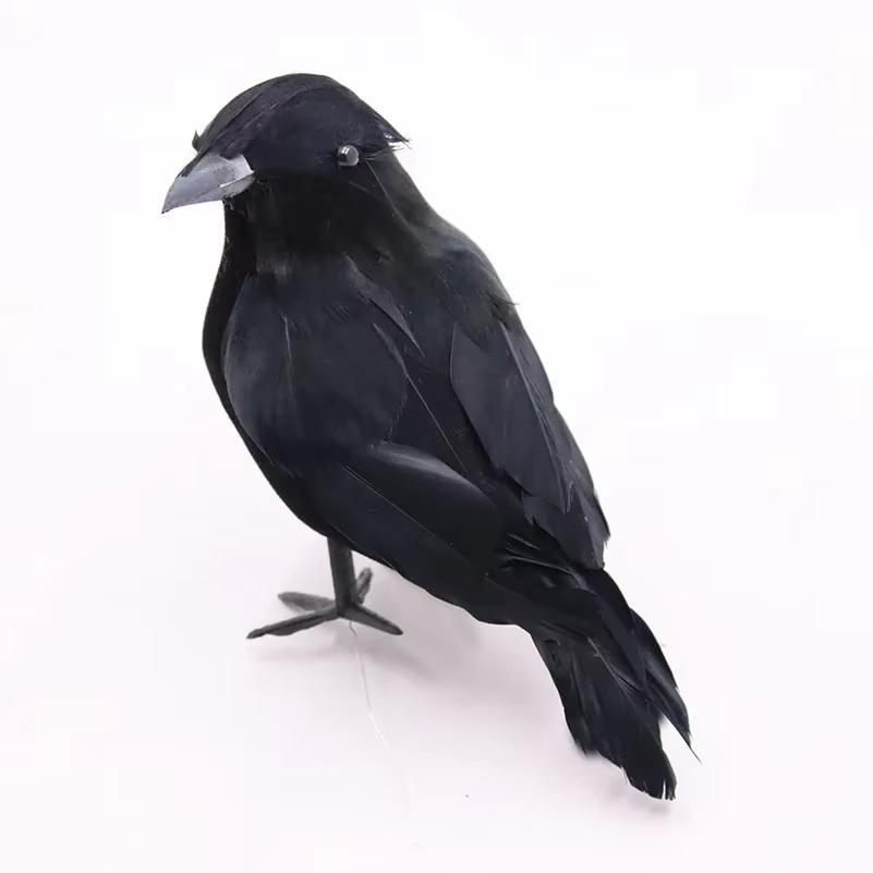 Realistic Handmade Black Feather Crow Decoration Halloween Raven Prop for Outdoor And Indoor Decor