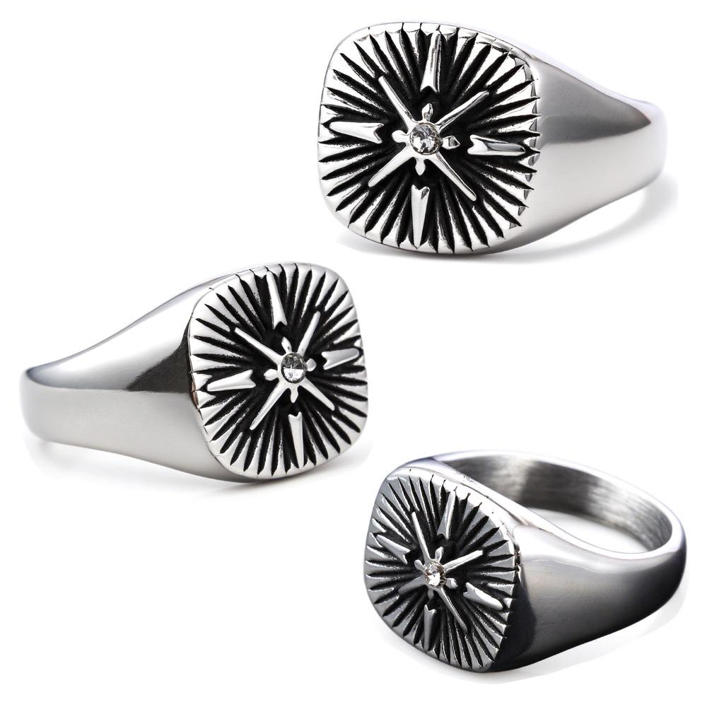 Stilvoller Herrenring aus Titanstahl mit Kompass-Kreuz-Design Perfektes Geschenk für Liebhaber nordischer Navigation