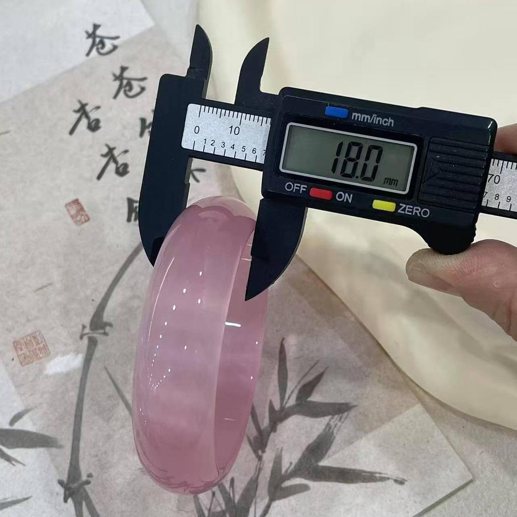 Imperial Green Chalcedony Bracelet with High Ice Transparency