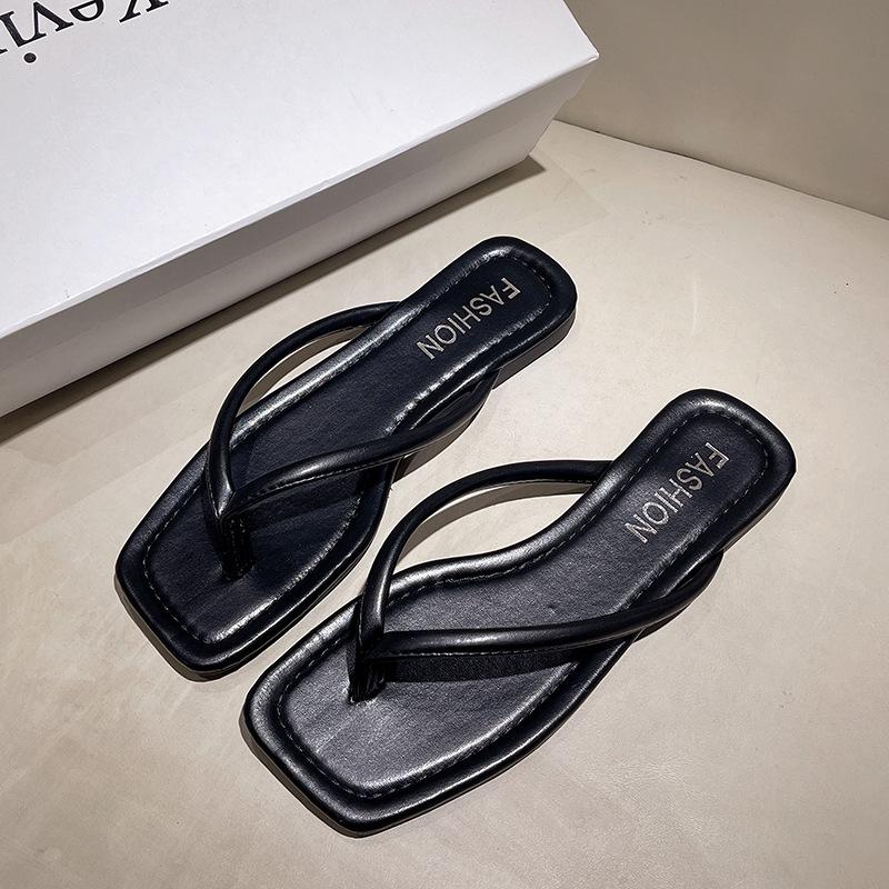 

Удобные повседневные универсальные шлепанцы на толстой подошве женские весенне-летние новые для улицы на плоском каблуке повседневные не уставшие ноги с юбками тапочки тренд 35