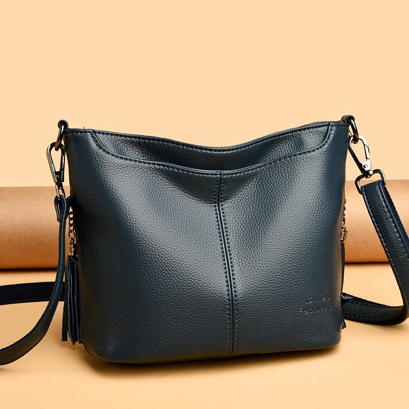 Spring and Summer New Tassel Mother Bag Fashionable and Simple Shoulder Messenger Bag Large Capacity Bucket Bag