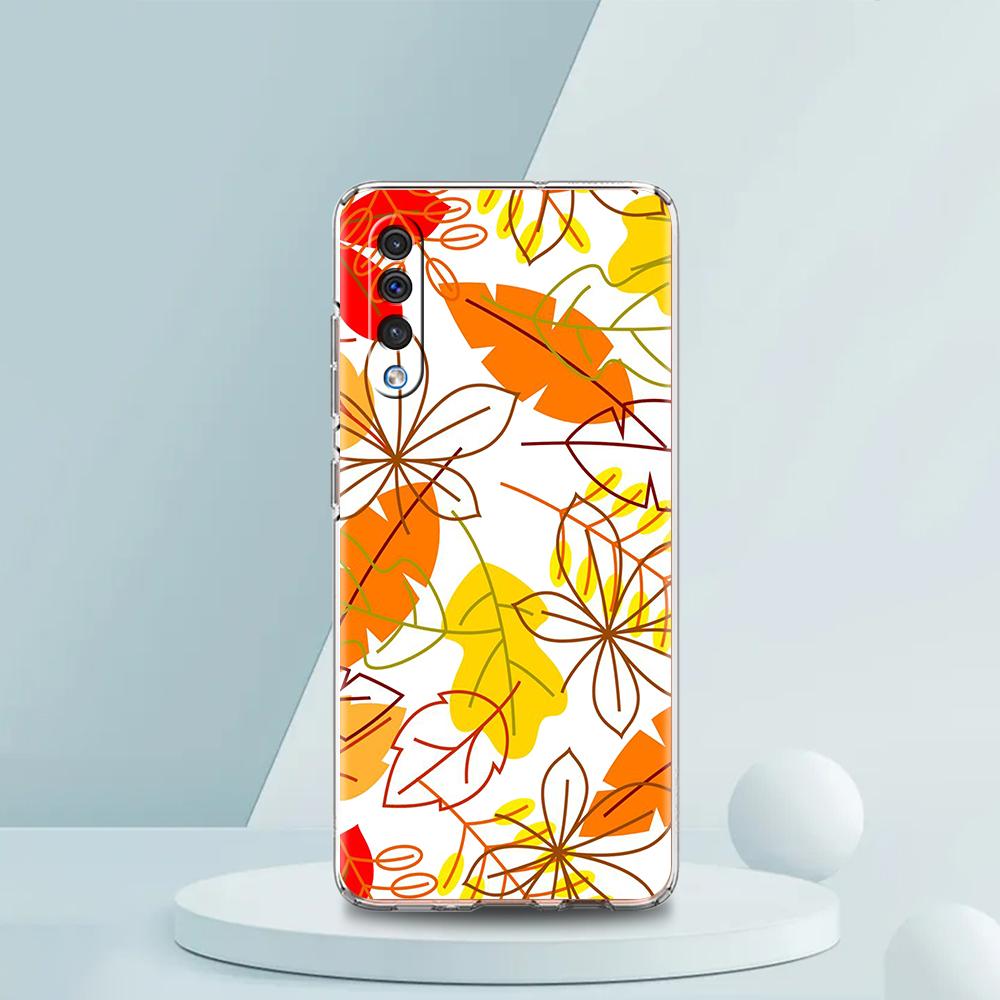 

Чехол для Samsung A54 A52 A50 A70 A30 A40 A20S A20E A02S A12 A14 A22 A42 A72 A34 A32 A04s с листьями и тыквой на Хэллоуин Samsung A20E