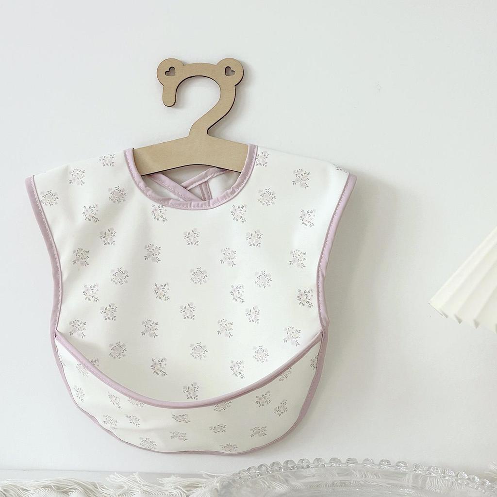 Waterproof Cotton Baby Apron: Stain-Resistant PU Reversible Bib with Pocket for Toddlers and Infants.