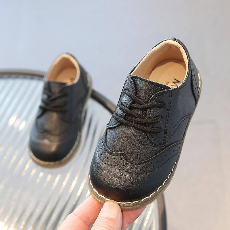 Boys' Soft Sole Leather Retro Brogue Shoes with Laces – Spring/Autumn Style