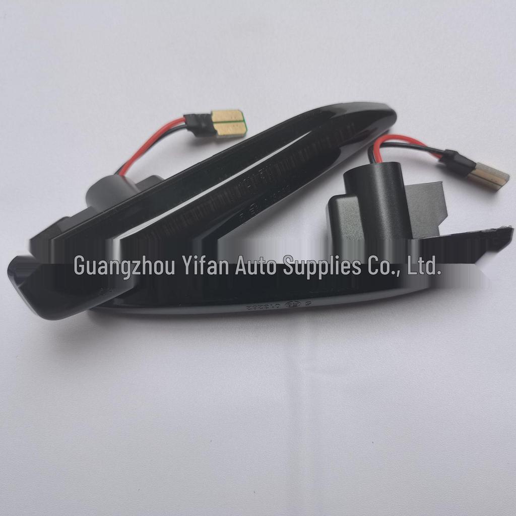 BMW 7 Series LED Dynamic Fender Turn Signal Light (E65-E68)