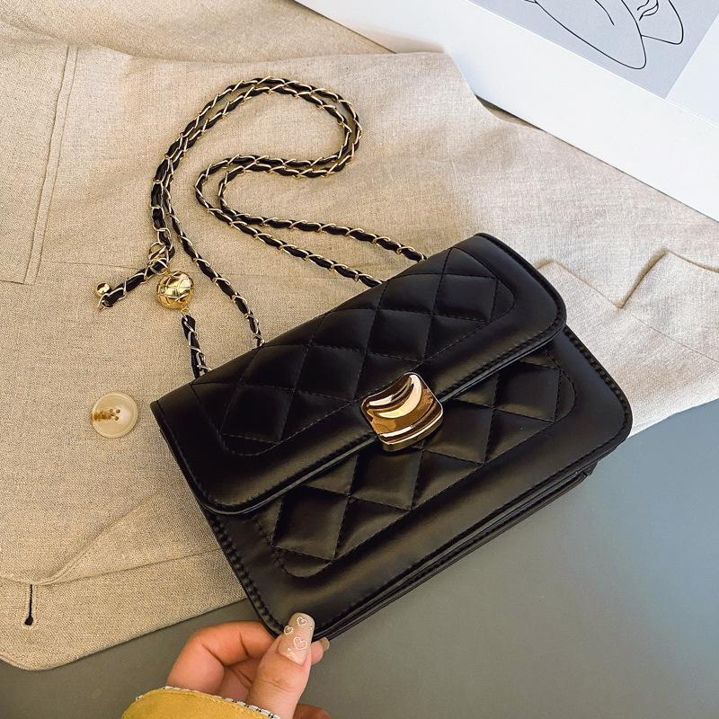 High-value Small Bag Women's Bag 2025 Summer New Model, Popular This Year, Summer Versatile Diamond Chain Bag Messenger Bag