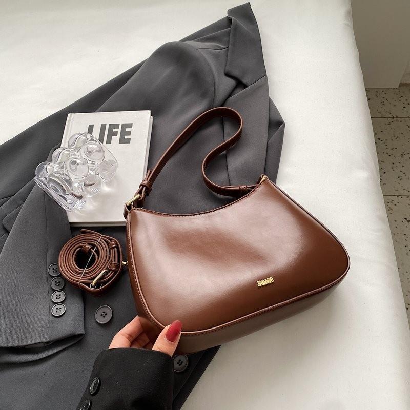 Elegant Pu Leather Small Shoulder Bag For Women With Chic Design In Red For Wedding