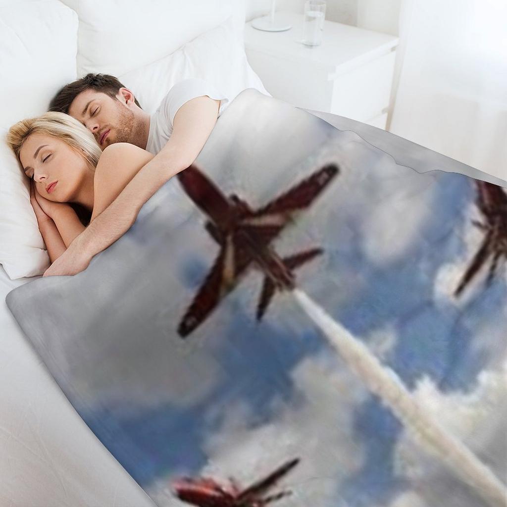 red arrows just taking off Throw Blanket for winter Flannel Fabric Soft Beds Cute Plaid Blankets