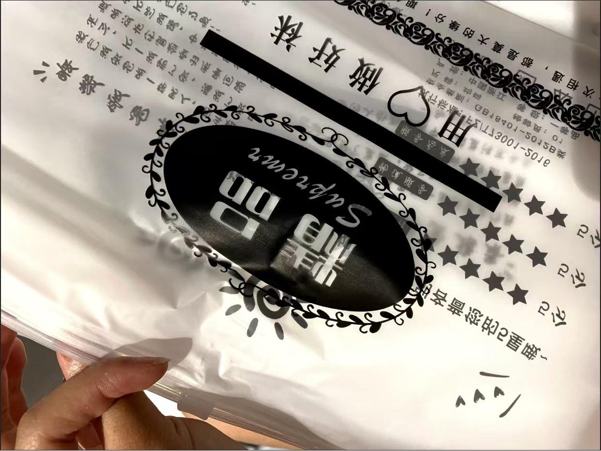 

Мужские летние хлопковые носки до середины икры - Устойчивые к запаху, Влагоотводящие, Дышащие, Тонкие, и Спортивный дизайн с надписью для весны/лета. One Size