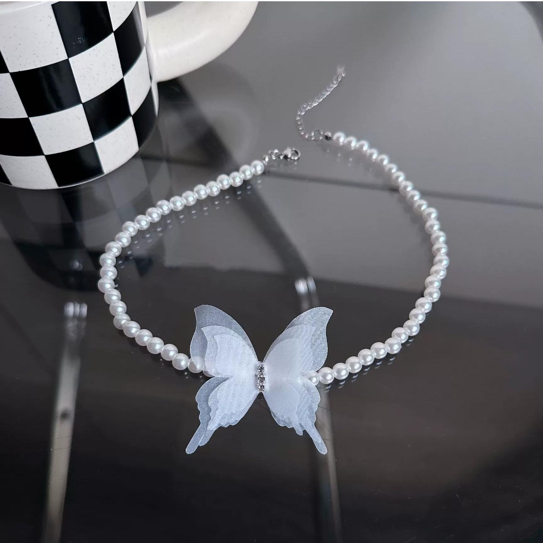 

Butterfly Pearl Necklace, Short and Unique Collarbone Chain Collar, Simple and Elegant Necklace