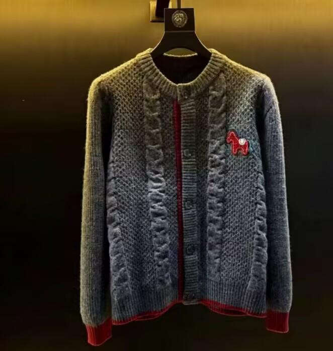 Мужской кардиган в европейском стиле: Зимний теплый вязаный свитер Год Лошади L