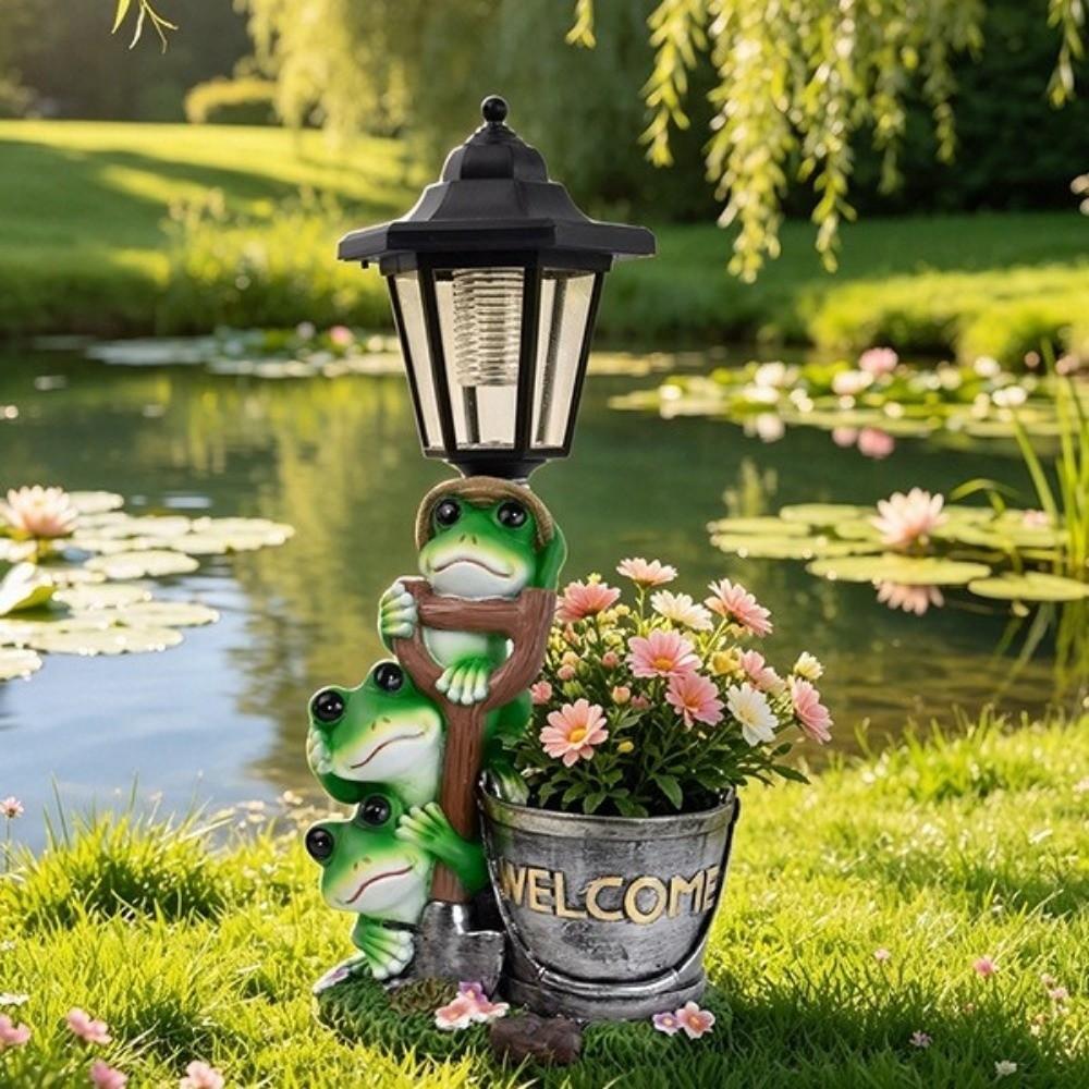 Lifelike Frog Plant Pot  Light Weatherproof Solar Frog Lamp Frog Statue Solar Light  Pathway Decor