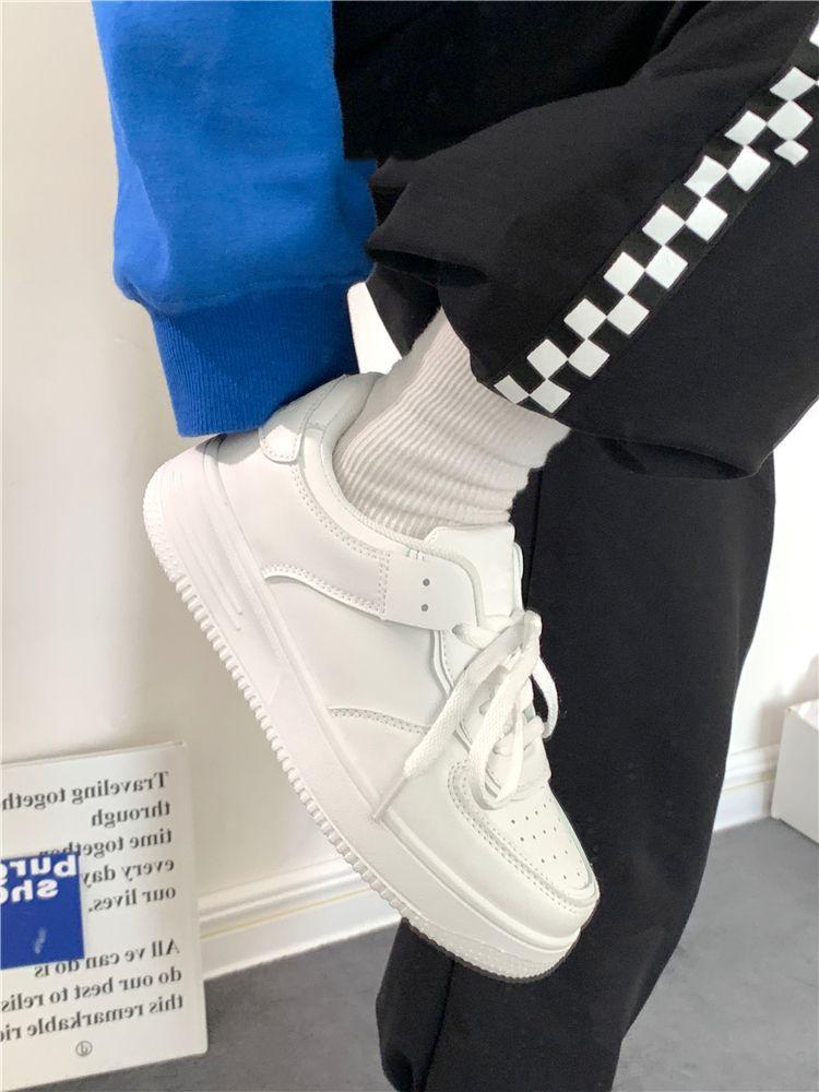 Little white shoes female students ins versatile 2025 new comfortable autumn board shoes high value campus leisure, sports