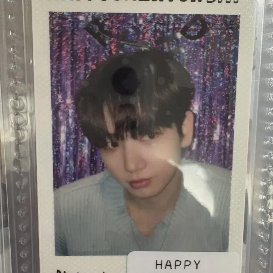 

Набор фотографий на день рождения Мён Джэ-хёна