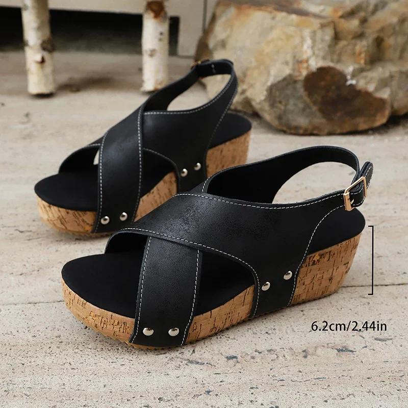 Fashion Women's Sandals 2025 Fashion Cross Strap Platform Slippers for Women Plus Size Wedge Sandal Woman New Style Rivet Non-Slip Shoes