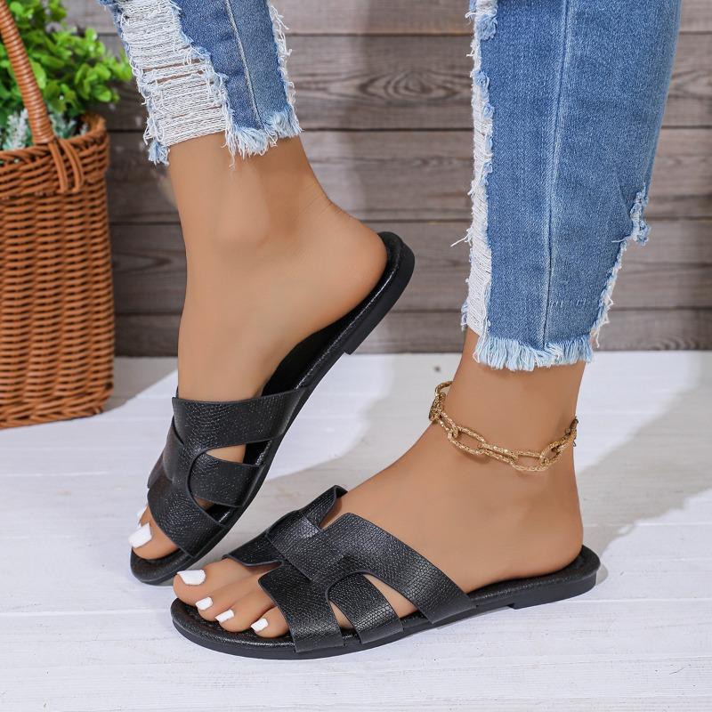 Large size round head one-word slippers women's summer new fashion outer wear women's sandals beach shoes
