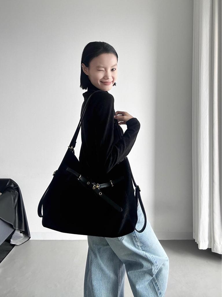 2024 Women's Large Capacity Suede Tote: Autumn/Winter Casual Shoulder & Crossbody Bag