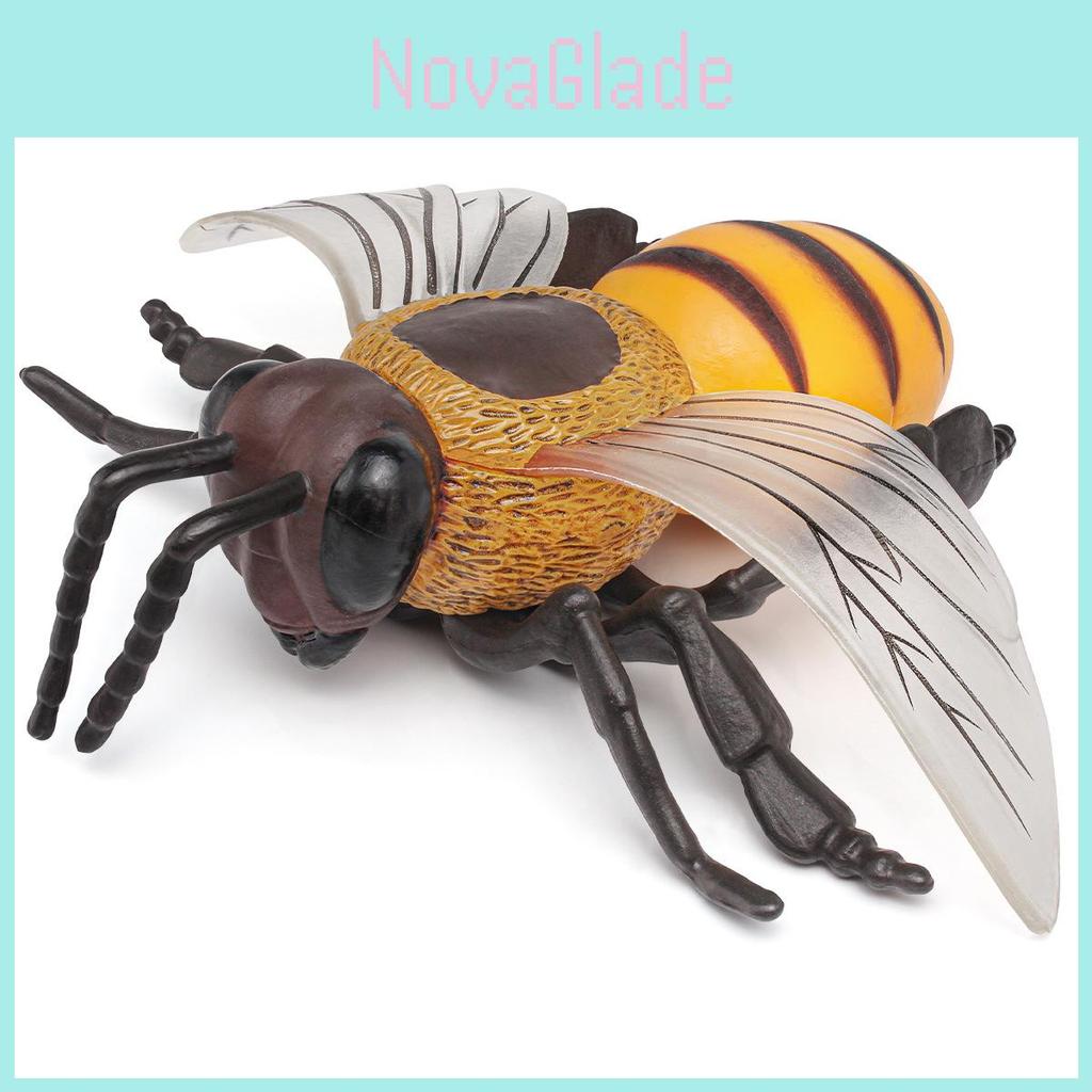 Bee Model Toy With Pvc Material For Childrens Educational Play And Wildlife Learning