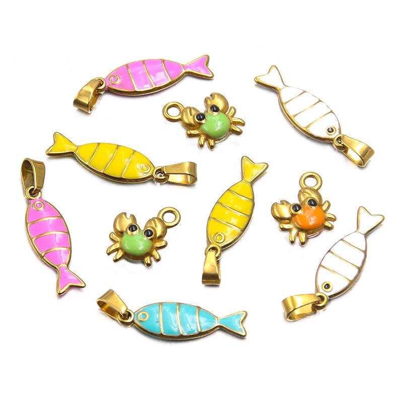 Breloque Poisson Crabe Rayé Or & Émail - Accessoires DIY pour Collier, Bracelet, Boucles d'Oreilles (2 Styles, Acier Inoxydable)