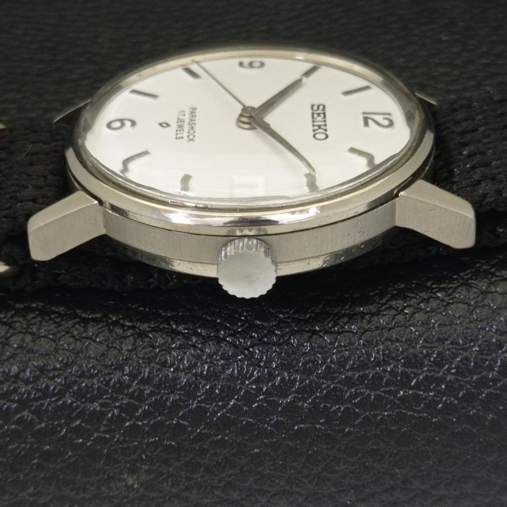 VINTAGE SEIKO SLIM HAND-WINDING JAPAN SEIKOSHA 957 MENS WRIST WATCH a436442-2 R129-a436442