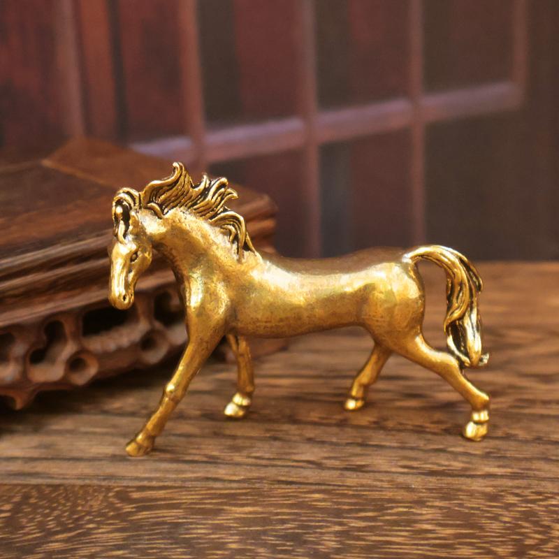 1PC Creative Brass Horse And Monkey Cute Statue Key Chain Pendant Home Office Desktop Ornaments Funny Toys