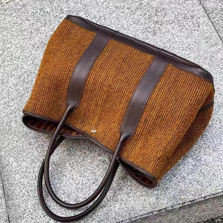 Dámská velkokapacitní taška přes rameno, nová podzimní a zimní nikový design, luxusní vlněná kabelka na dojíždění