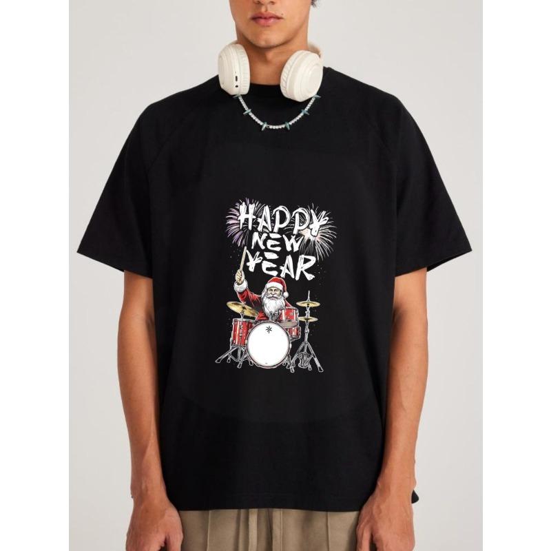 

Белая футболка С Новым годом Санта Клаус Барабанщик Фейерверки Принт Повседневная одежда для праздничного торжества XXXXL чёрный
