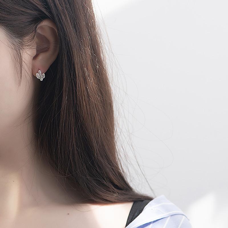 Cactus Stud Earrings Female Niche Design Sense Glossy Ear Jewelry Fashionable Simple Small Student Korean Version Jewelry