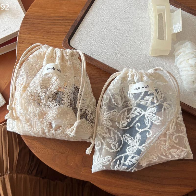 Earphone and Cable Organizer with Drawstring Closure, Multi-purpose Fabric Bag with Vintage Lace Design, Perfect for Travelling
