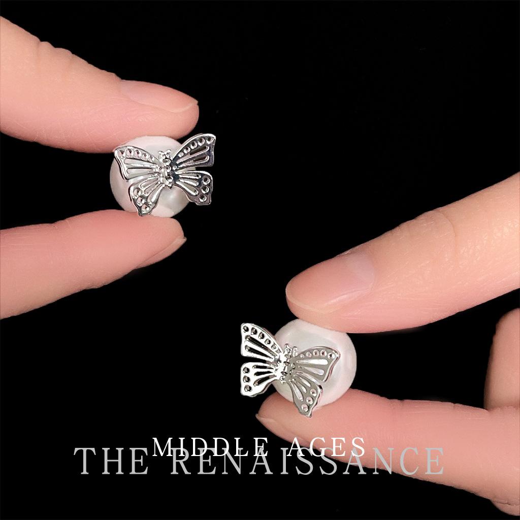 Light medieval French hollow butterfly pearl stud earrings light luxury literary and retro earrings earrings
