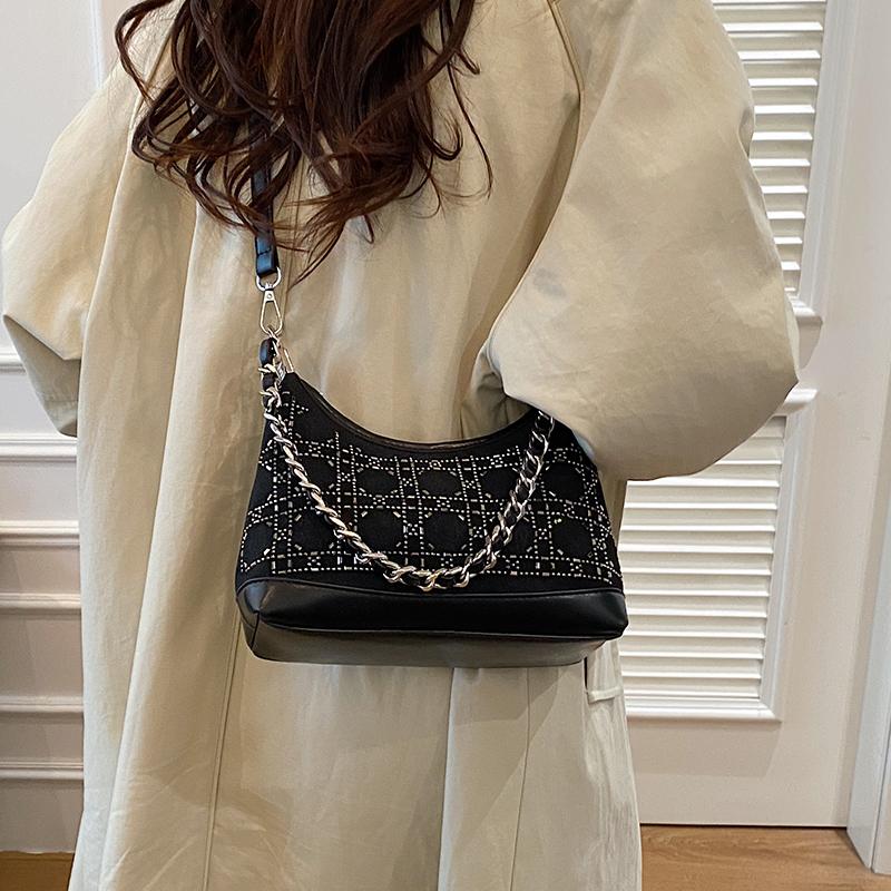 PU Solid Color Sewing Bost Autumn New Versatile 2026 Bags for Women CHAINS Large Capacity Commuting Crossbody Bags