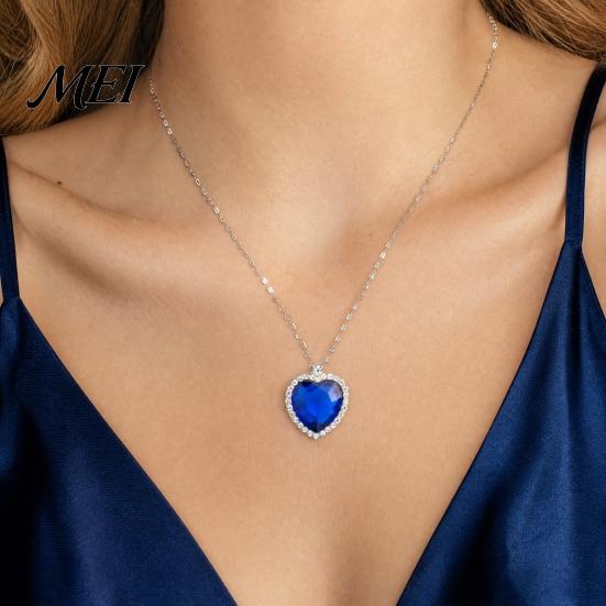 Light-reflecting Pendant Blue Heart Necklace, Faux Diamond Sparkly Romantic Elegant Daily Wear Necklace Jewelry Gift for Women Wife Girlfriend