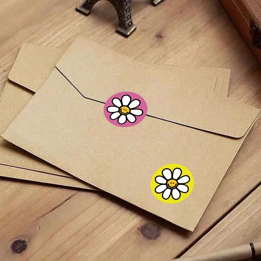 500pcs Cute Cartoon Flower Stickers 1inch Reward Sticker Round Flower Seal Labels for Journal Handmade Gift Packaging Decor Kids
