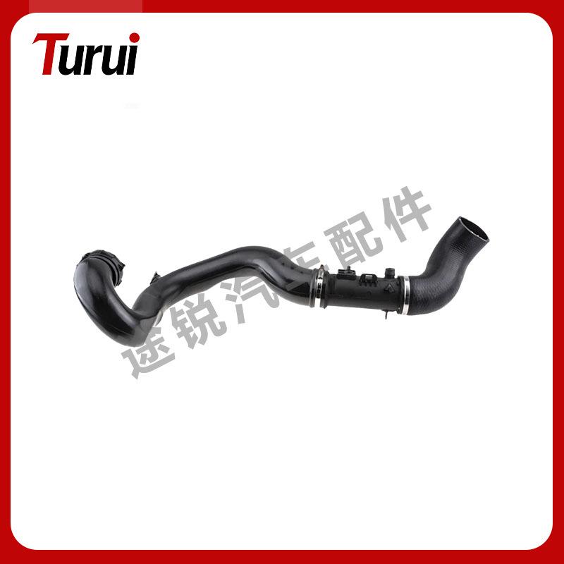T2H6775 Turbocharger Intercooler Pipe for Jaguar XE, XF, F-PACE