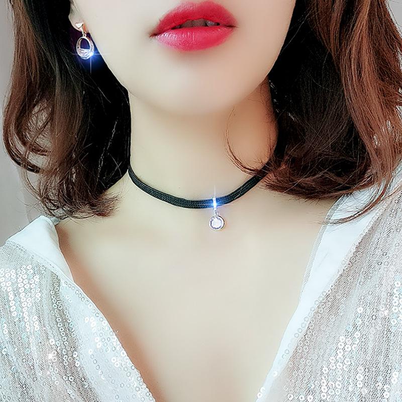 Choker, šperk na krk, řetízek na krk, krátký řetízek na klíční kost, náhrdelník, jednoduchá korejská verze pro ženy, univerzální límec, řemínek na krk.